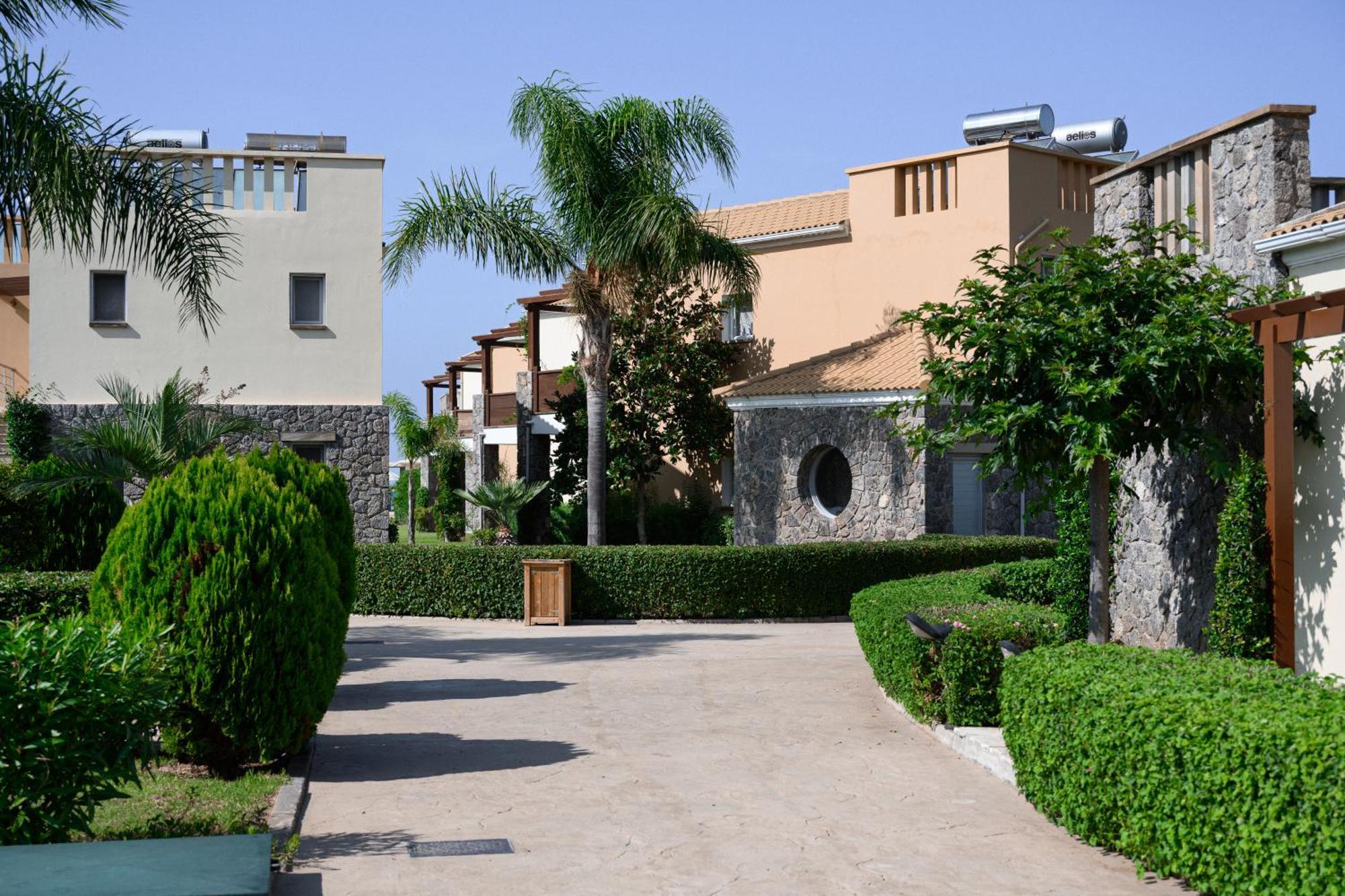 Restia Suites Exclusive Resort -Adults Only Almiros Beach Exterior foto